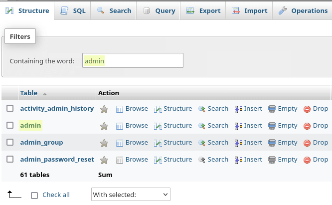 Screenshot demonstrating selecting the "admin" table in the "Structure" tab